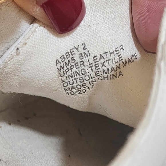 KENNETH COLE Abbey Women's White Floral Embroid Leather  Casual Sneakers size 8M - Picture 9 of 13